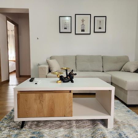 Brana Apartments Саранде Екстериор снимка