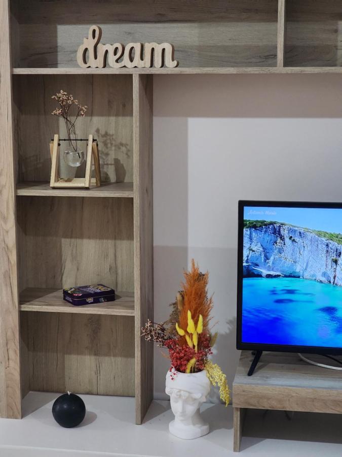 Brana Apartments Саранде Екстериор снимка