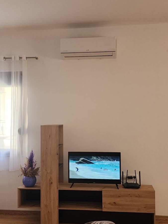Brana Apartments Саранде Екстериор снимка