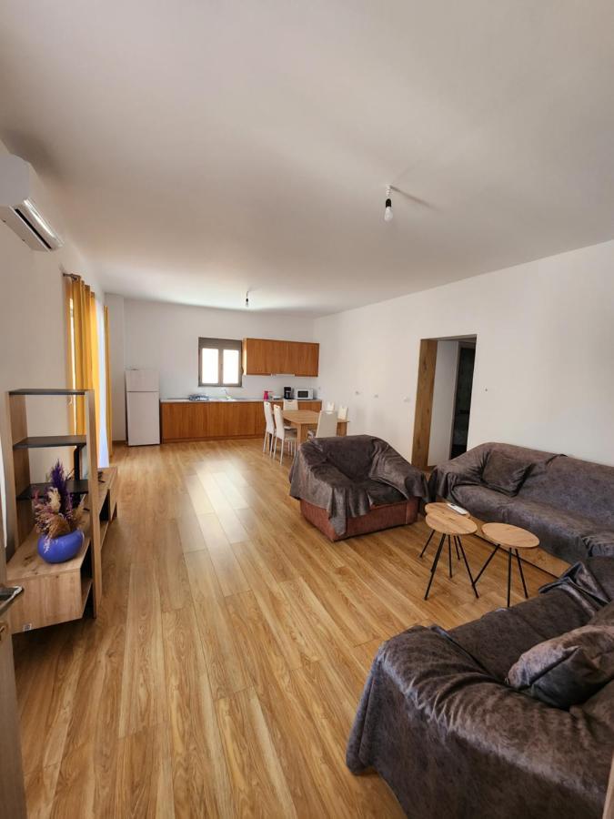Brana Apartments Саранде Екстериор снимка