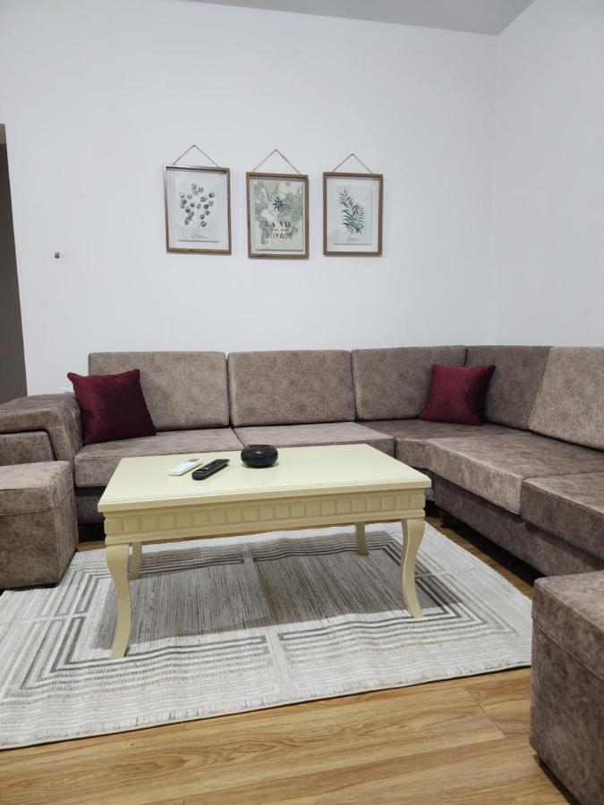 Brana Apartments Саранде Екстериор снимка