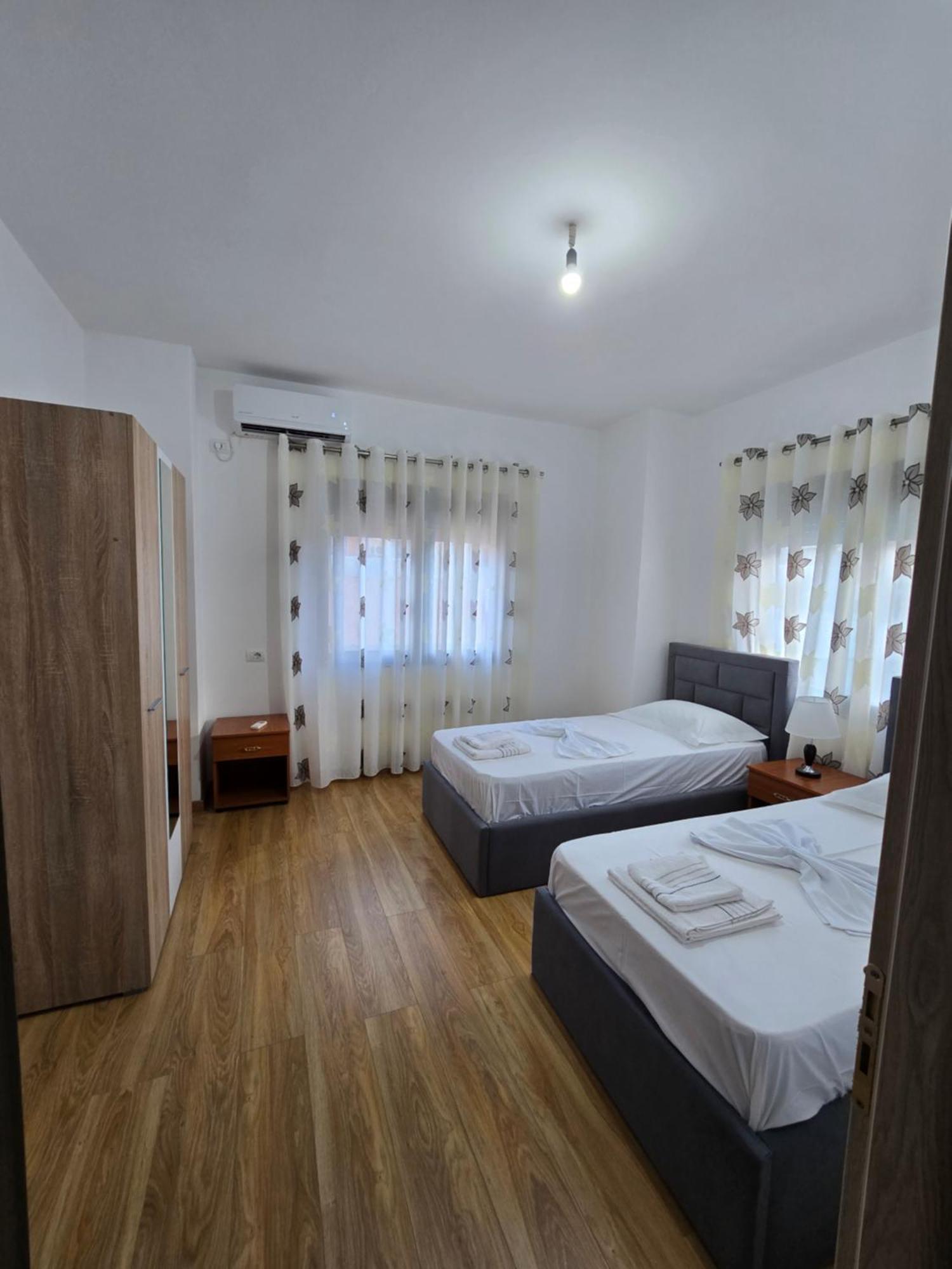 Brana Apartments Саранде Екстериор снимка