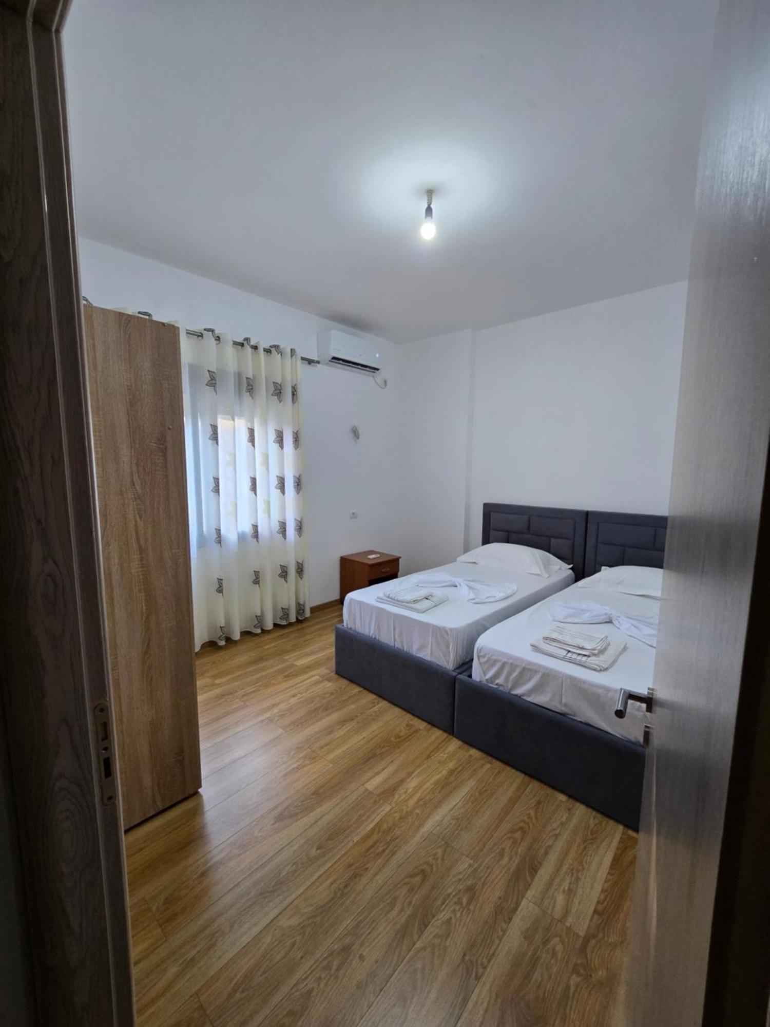 Brana Apartments Саранде Екстериор снимка