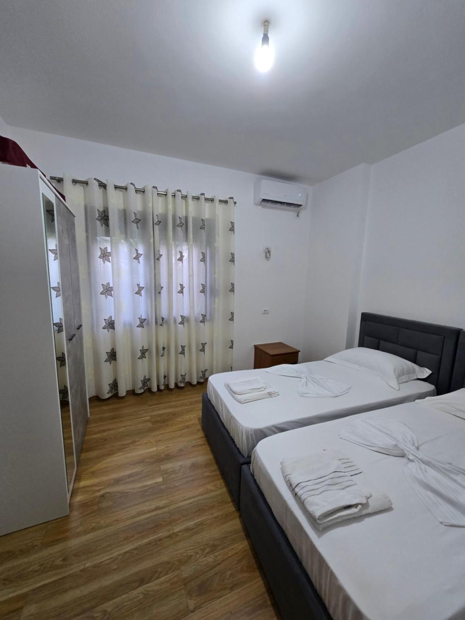 Brana Apartments Саранде Екстериор снимка